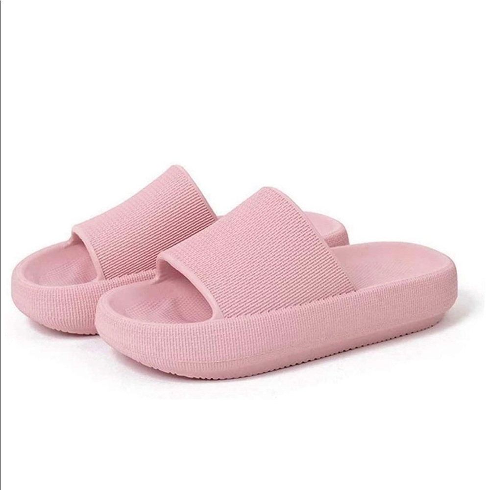 Pillow slides ❤️❤️. So comfy.